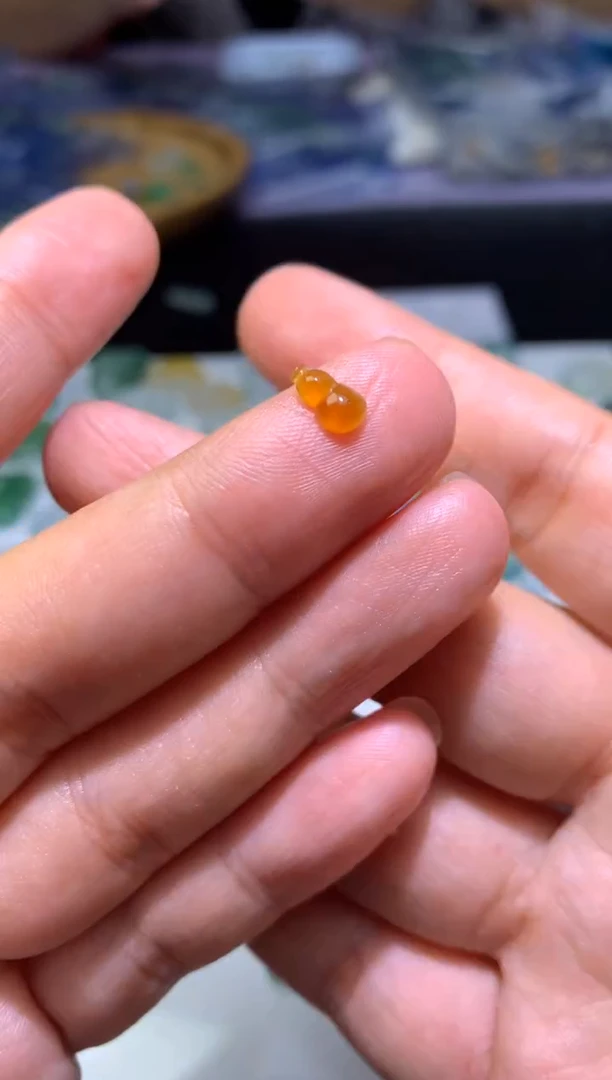 未镶嵌定制翡翠毛货