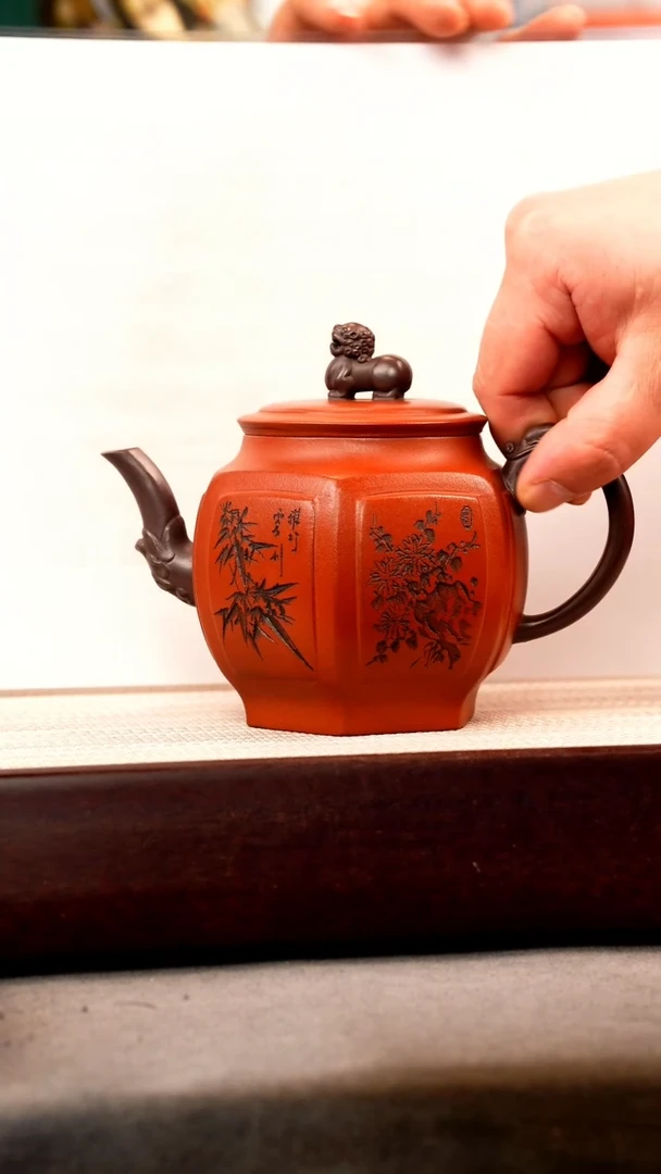 茶壶紫砂红皮龙 八方宫灯 刻绘