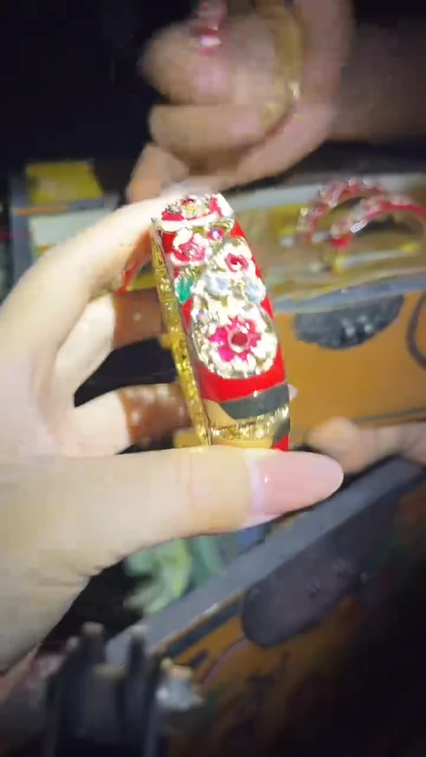 镯子.1只.红.....