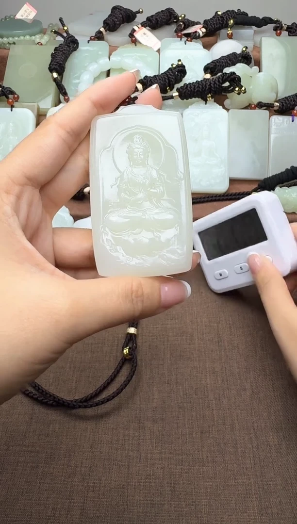 颈饰未镶嵌和田玉应***哥应急小哥哥