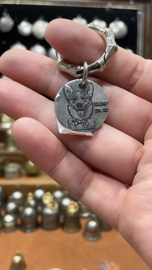 小****顶六角星芒吊牌