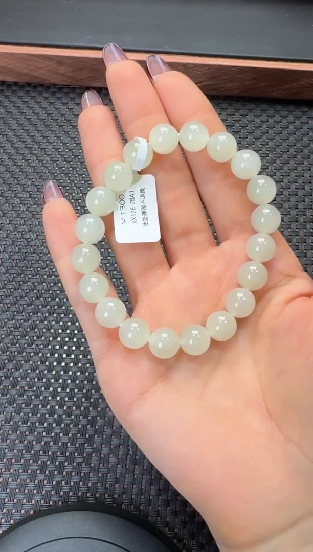 未镶嵌手串和田玉卡10玉田