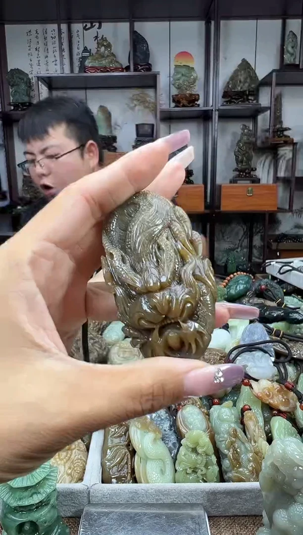 未镶嵌和田玉把件1