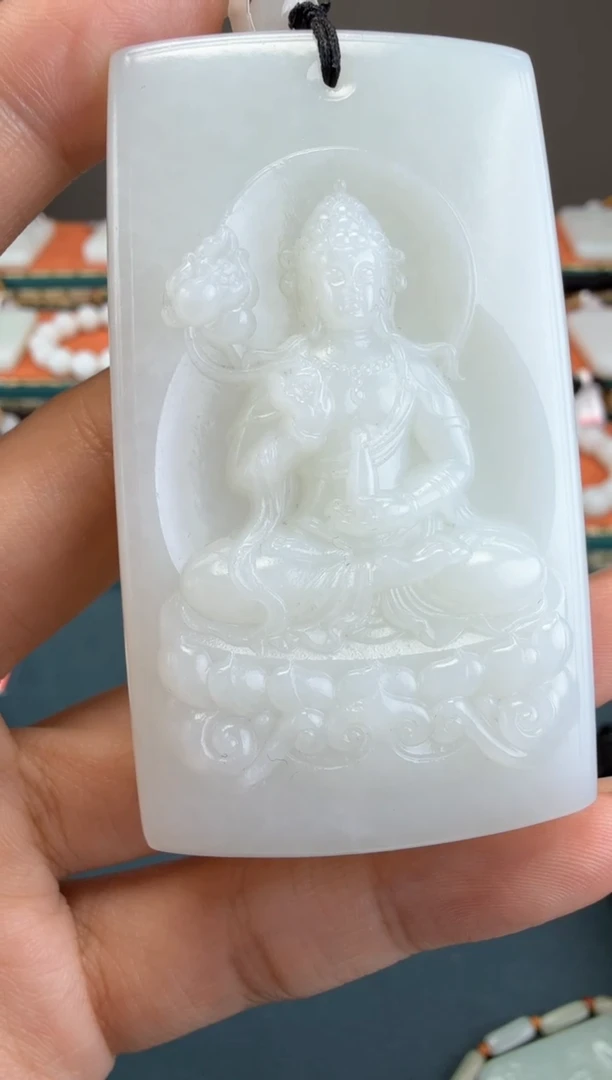 颈饰未镶嵌和田玉1