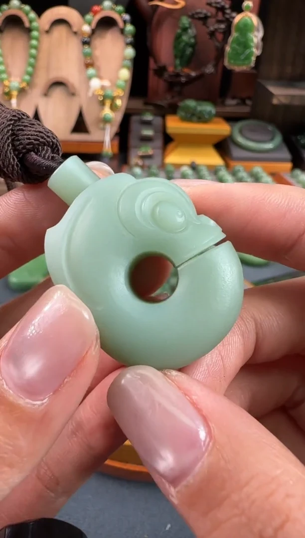 【闪购商品】和田玉吊坠未镶嵌1