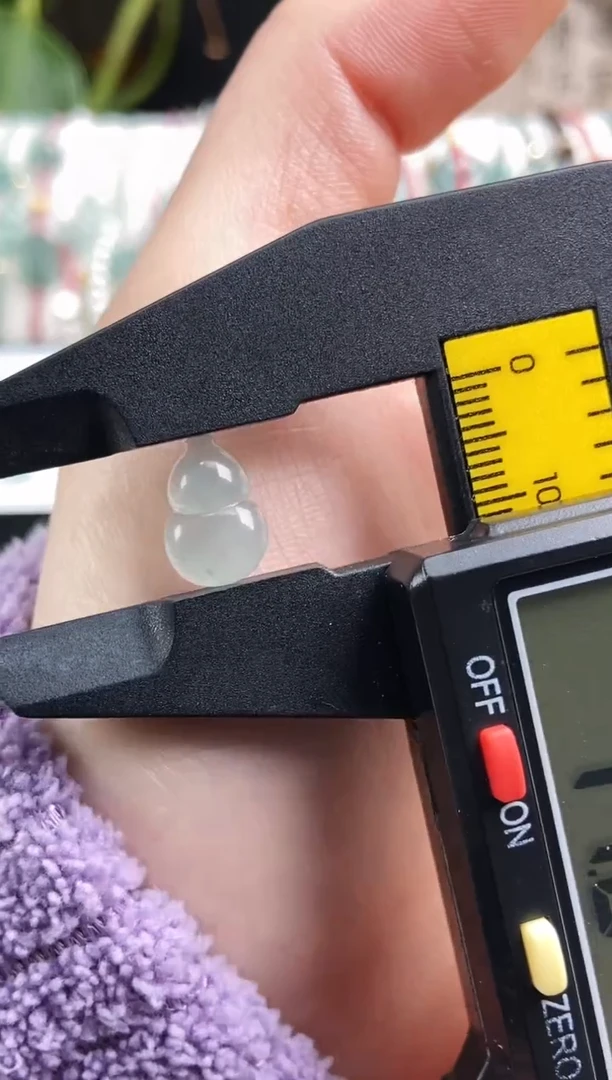 【闪购商品】翡翠吊坠(不含链)未镶嵌葫芦