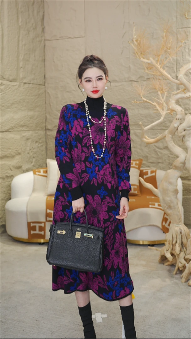 重磅【优雅】秋冬季洋气减龄时尚玫紫色织花毛衣长袖连衣裙女-1221#