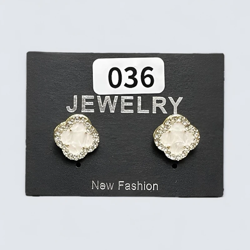 铜合金耳饰 【036】白色四叶草耳钉简约百搭时尚气质耳环