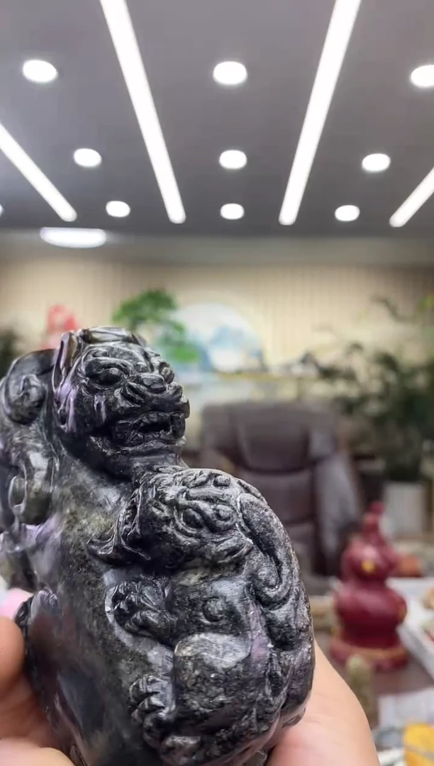 未镶嵌透闪石质玉摆件摆件