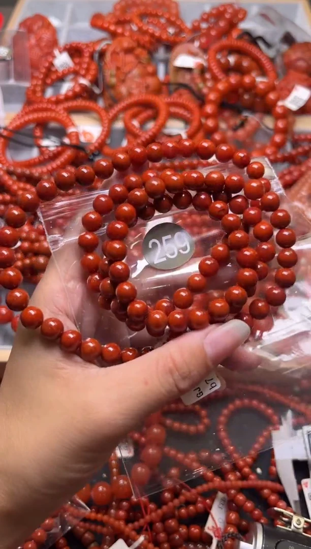 南红玛瑙未镶嵌珠宝奇石259-7+