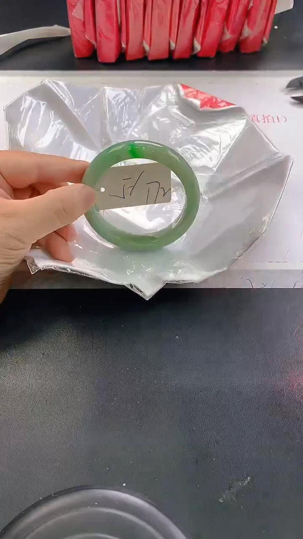 未镶嵌手镯翡翠172