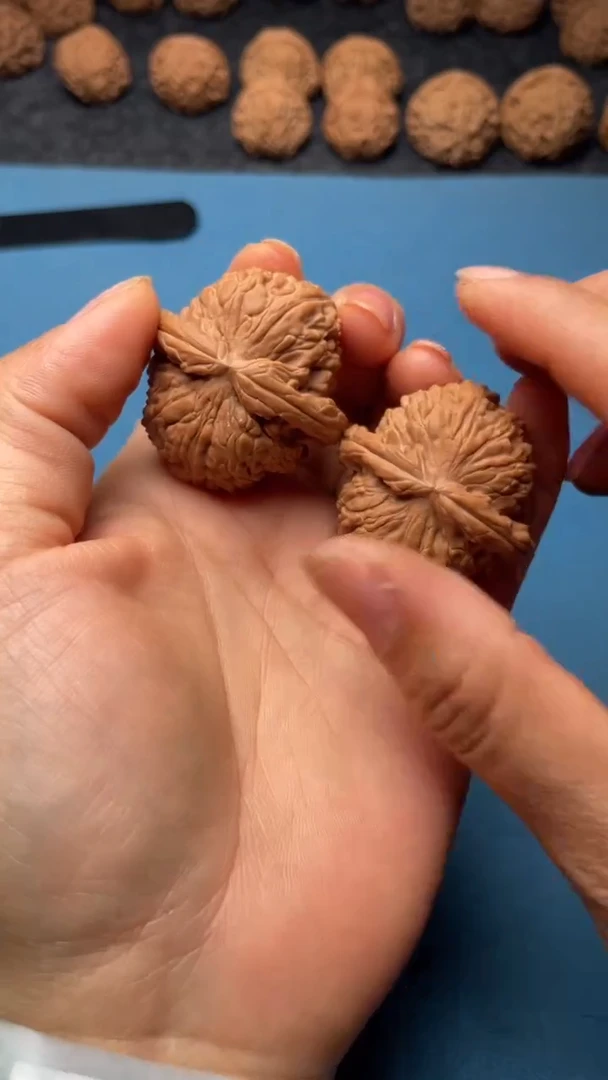 桃核把件w92  白狮子 37尺