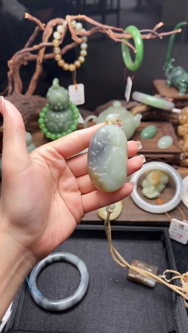 和田玉未镶嵌把件楼兰三色 大日如来821033