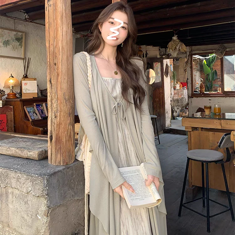 春季穿搭一整套女2025新款新中式休闲慵懒开衫百搭气质吊带连衣裙