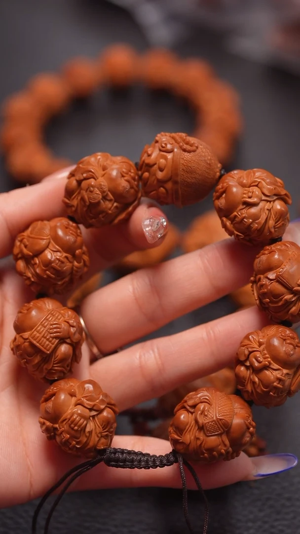 手串橄榄核2.4地主财神