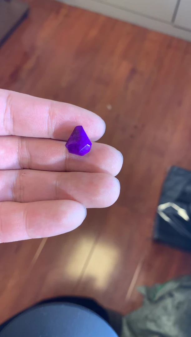 【闪购商品】苏纪石（舒俱来）吊坠18K金镶嵌舒俱来