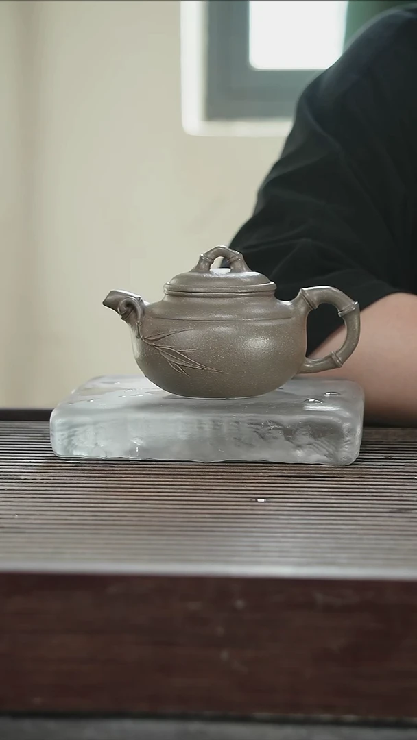 茶壶紫砂46号220CC