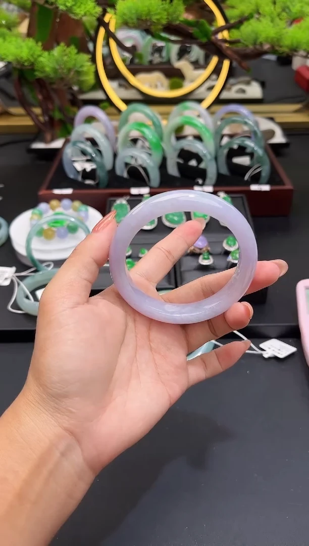 未镶嵌手镯翡翠手镯