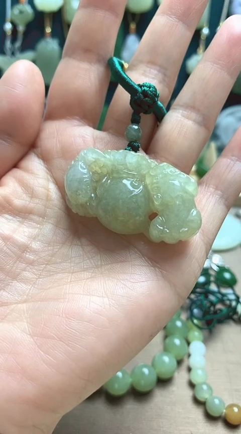 【闪购商品】翡翠颈饰未镶嵌翡翠貔貅吊坠