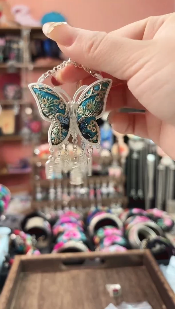 织绣艺枝独秀绣花饰品  27