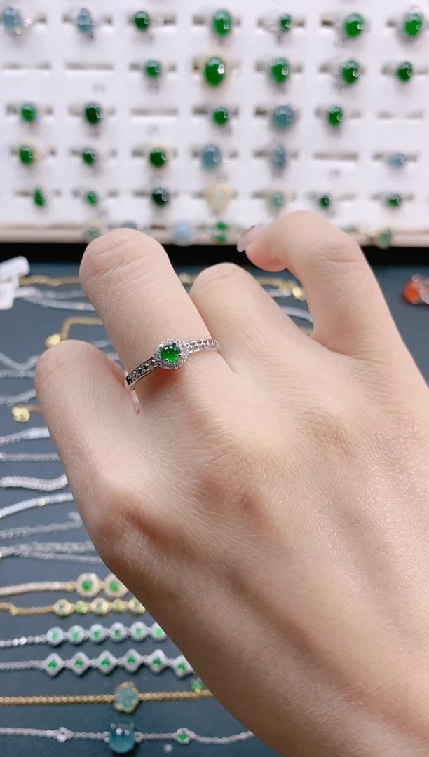 【闪购商品】翡翠戒指银S925镶嵌天然翡翠