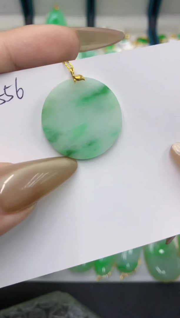 颈饰18K金镶嵌翡翠11111