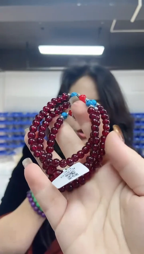 【闪购商品】石榴石手串未镶嵌多样性发其一颜色微差