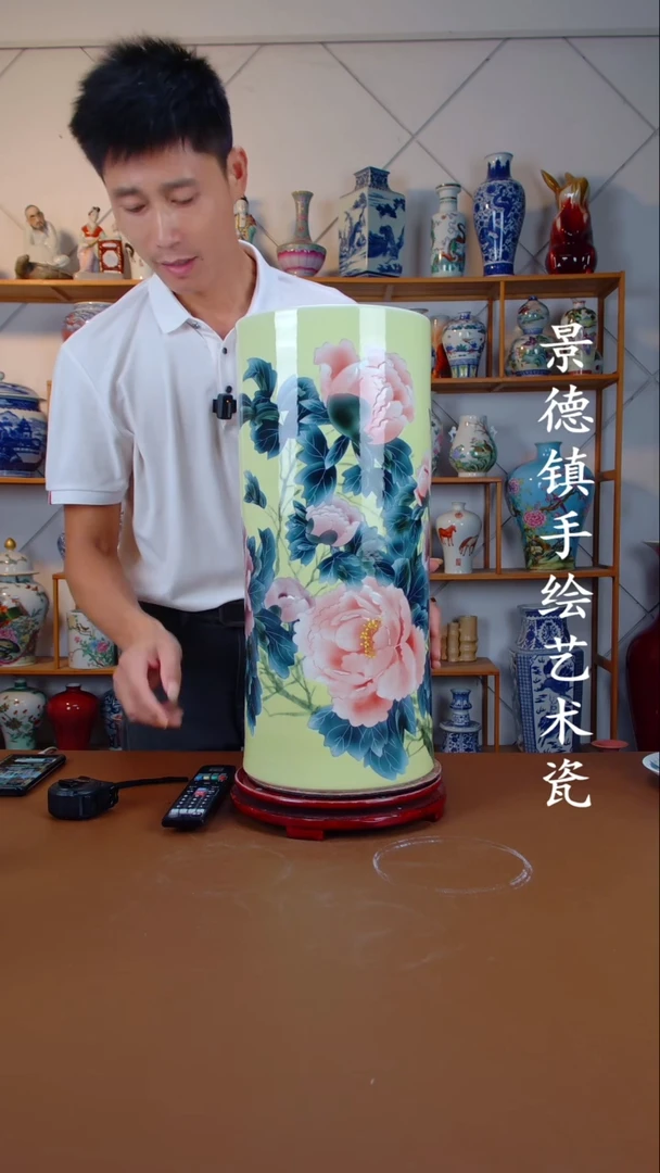 现代景德镇手工手绘陶瓷摆件40