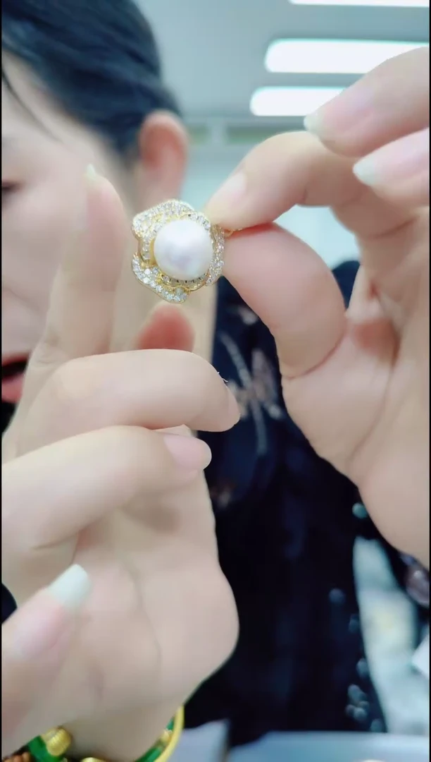 淡水珍珠合金颈饰0564珍珠山茶花吊坠