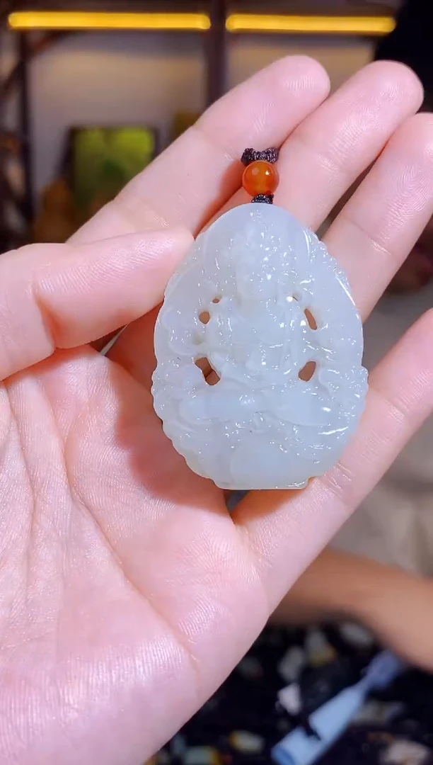 颈饰未镶嵌和田玉1