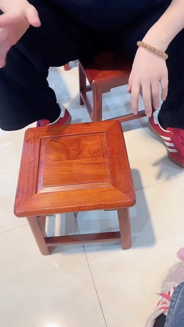 花梨木类成套家具来**福缅甸花梨大果紫檀富贵凳（微瑕