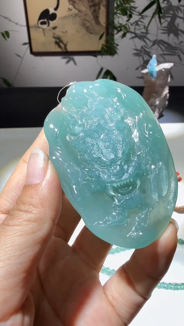 吊坠(不含链)未镶嵌翡翠龙牌