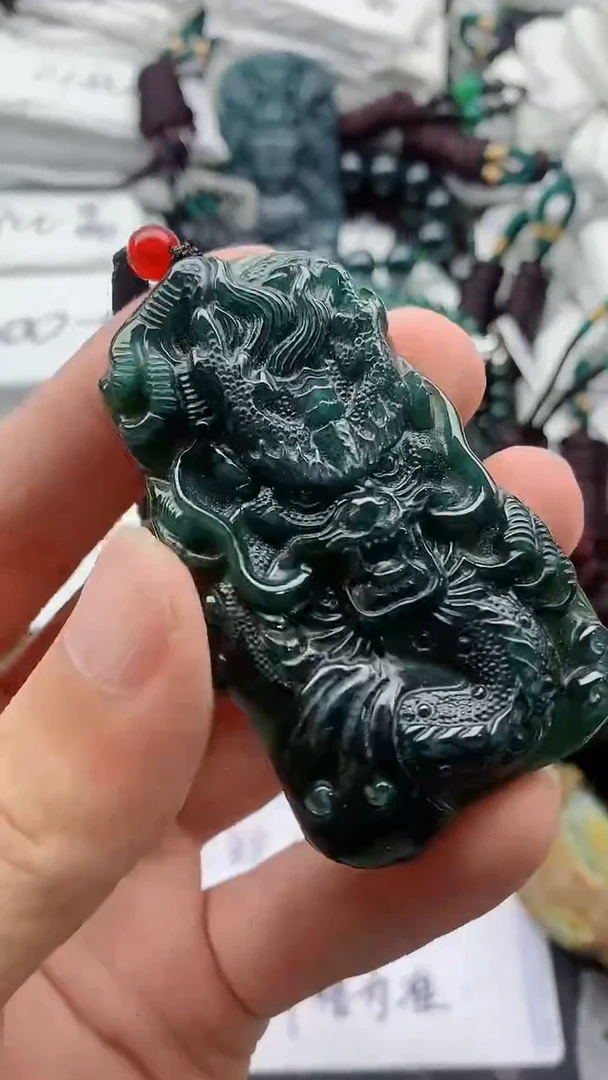 翡翠未镶嵌颈饰888