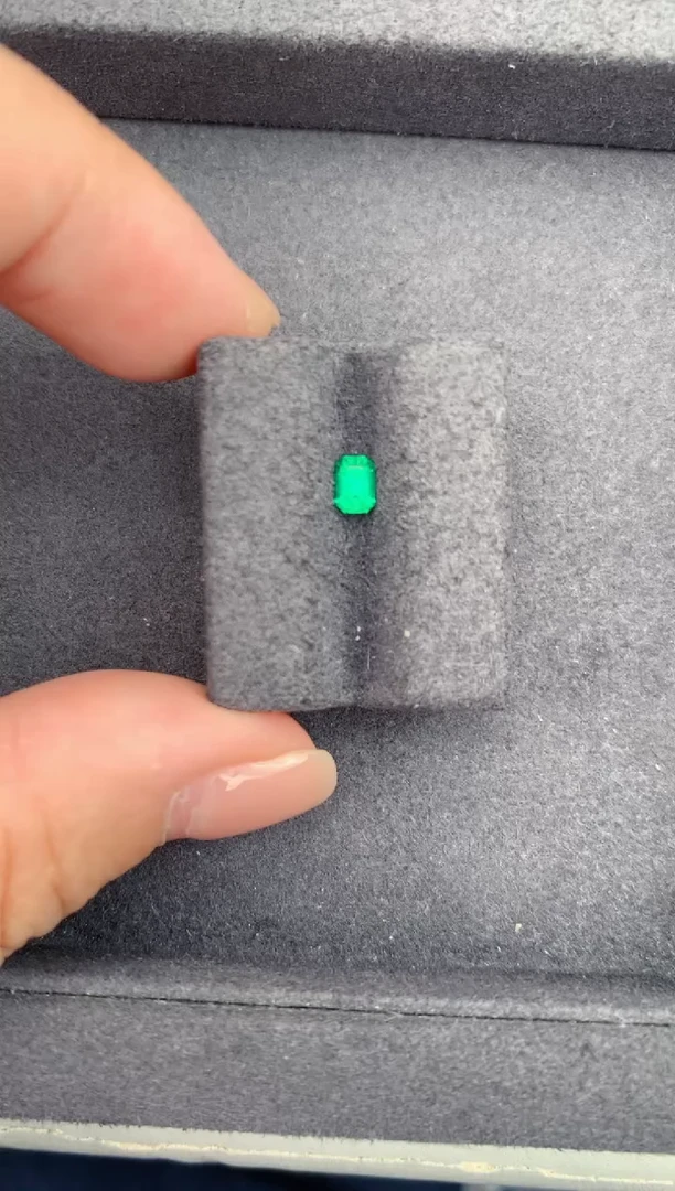 裸石祖母绿0.27ct祖母绿  GF  定制