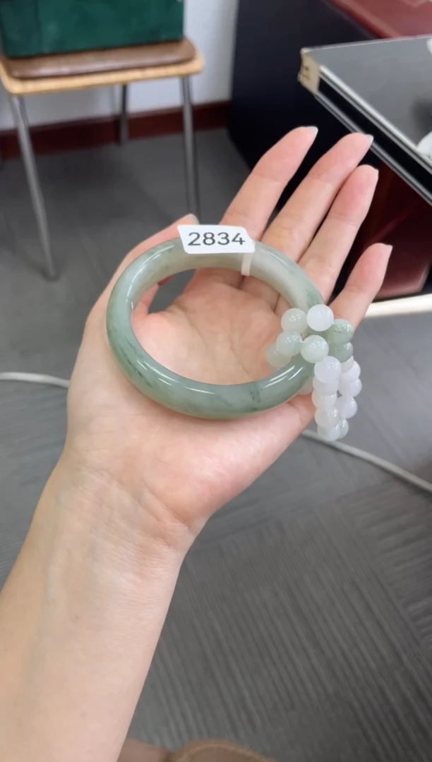 未镶嵌手镯石英质玉2834