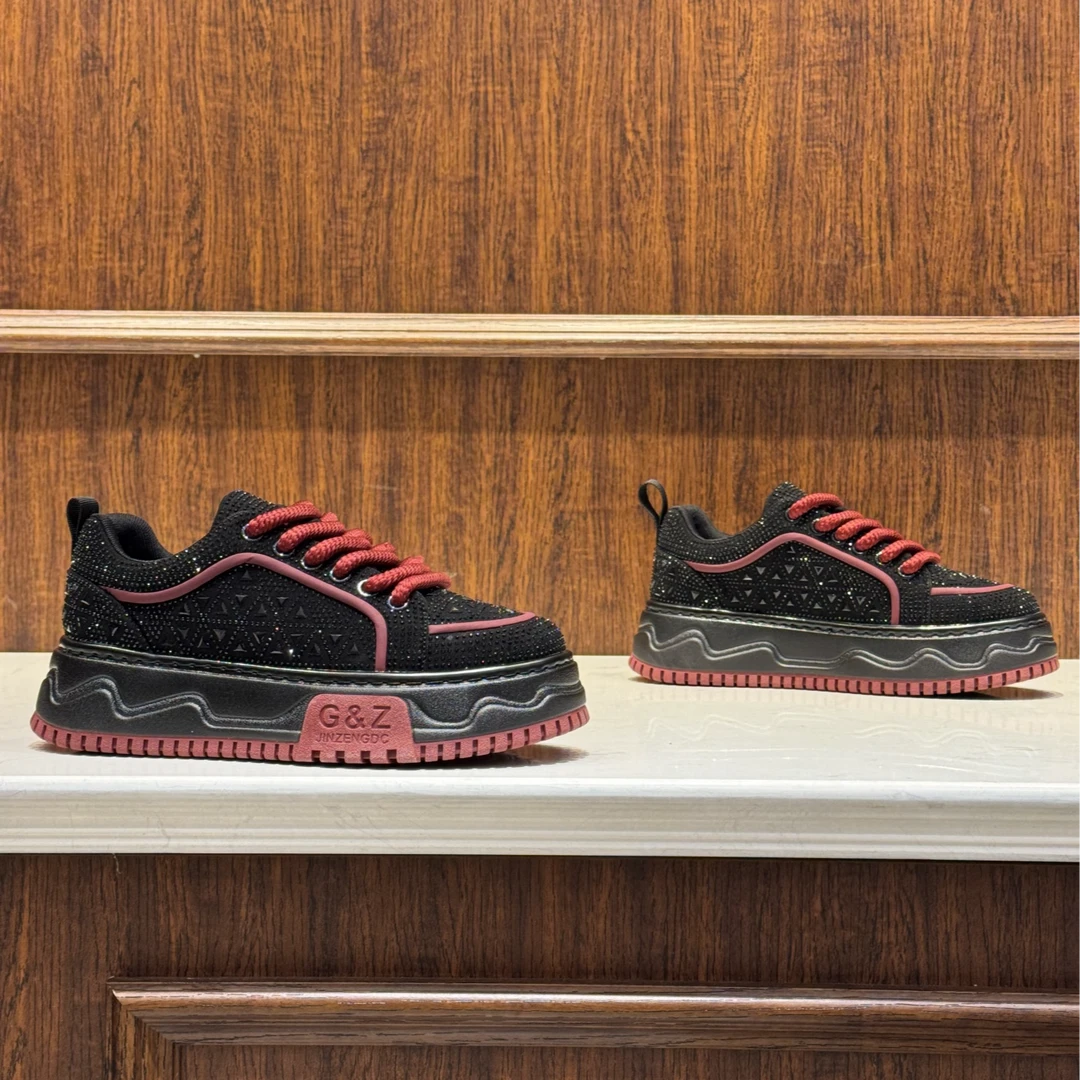 2025秋冬新款单棉同款时尚百搭潮流轻奢高端休闲男鞋（偏大一码）