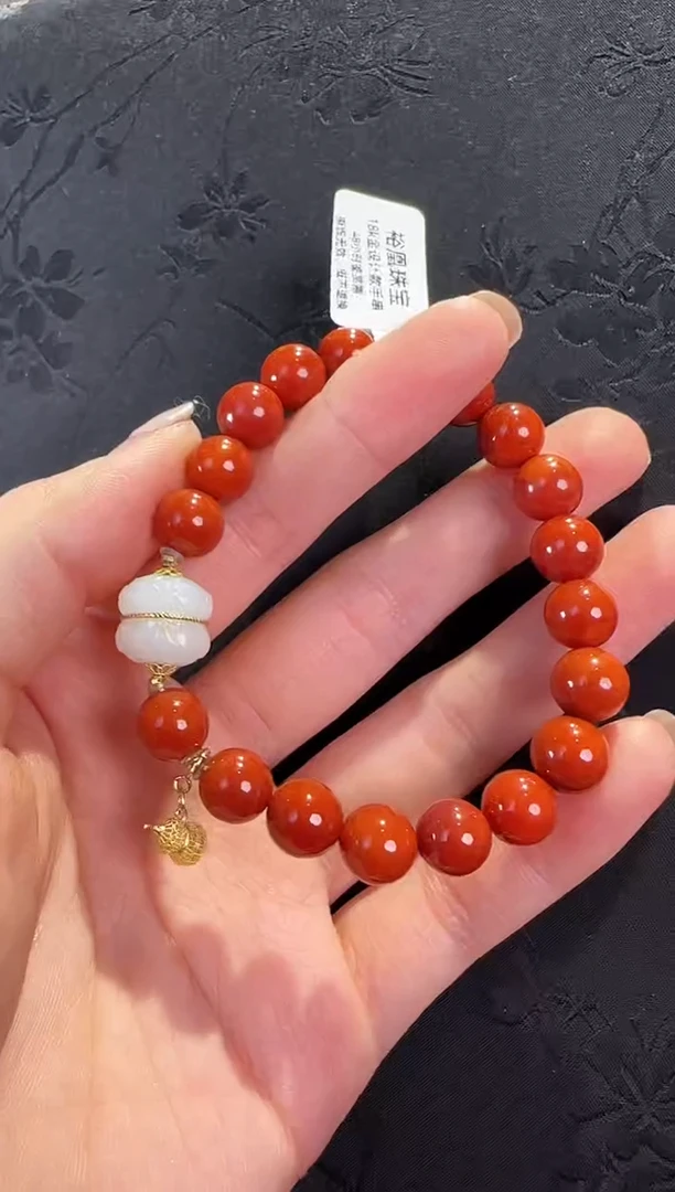 18K金镶嵌手串南红玛瑙珠宝原创