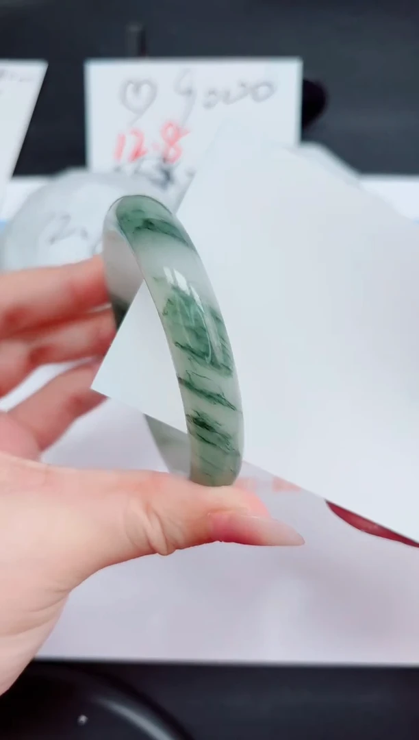 石英质玉手镯未镶嵌100-60