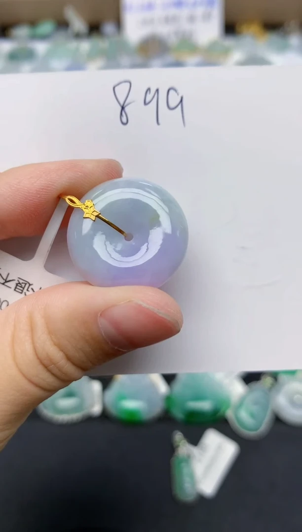 翡翠18K金镶嵌颈饰天然缅甸A货翡翠