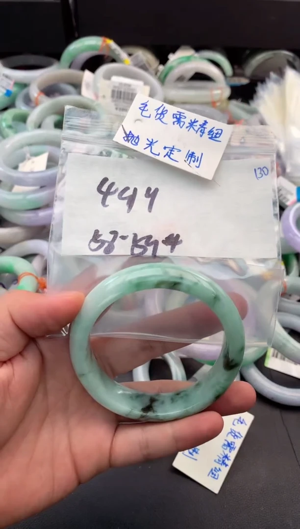 【闪购商品】定制翡翠未镶嵌毛货需精细抛光+多人