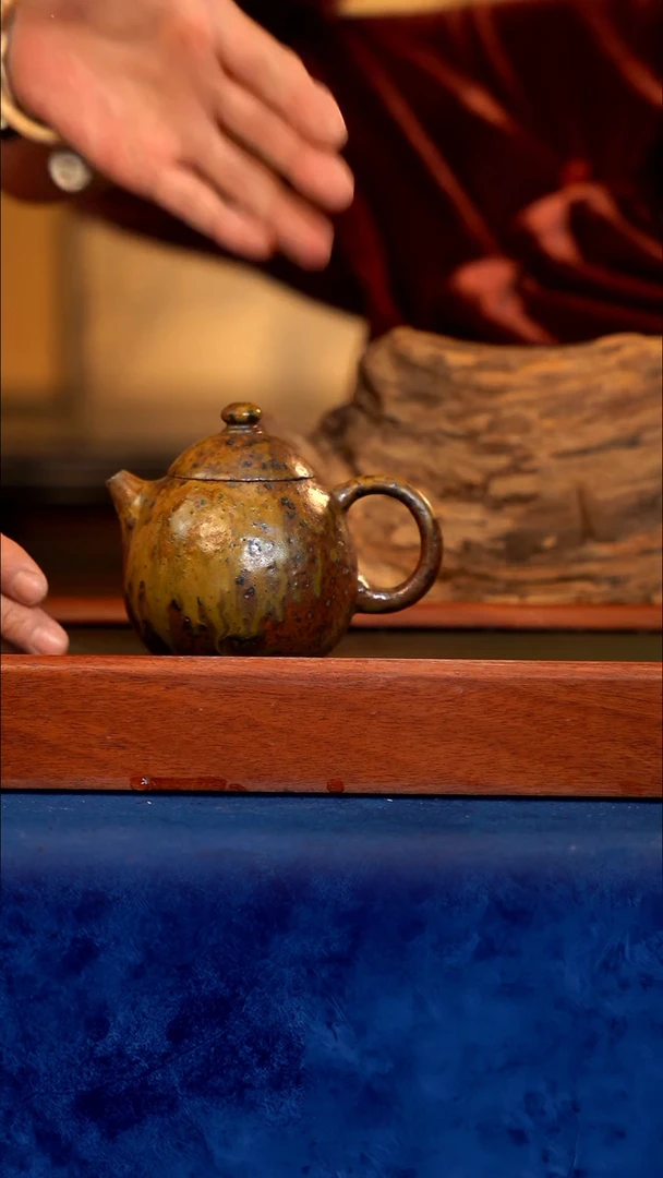 紫砂 宜兴紫砂 GFY 沉香木 九变 龙蛋