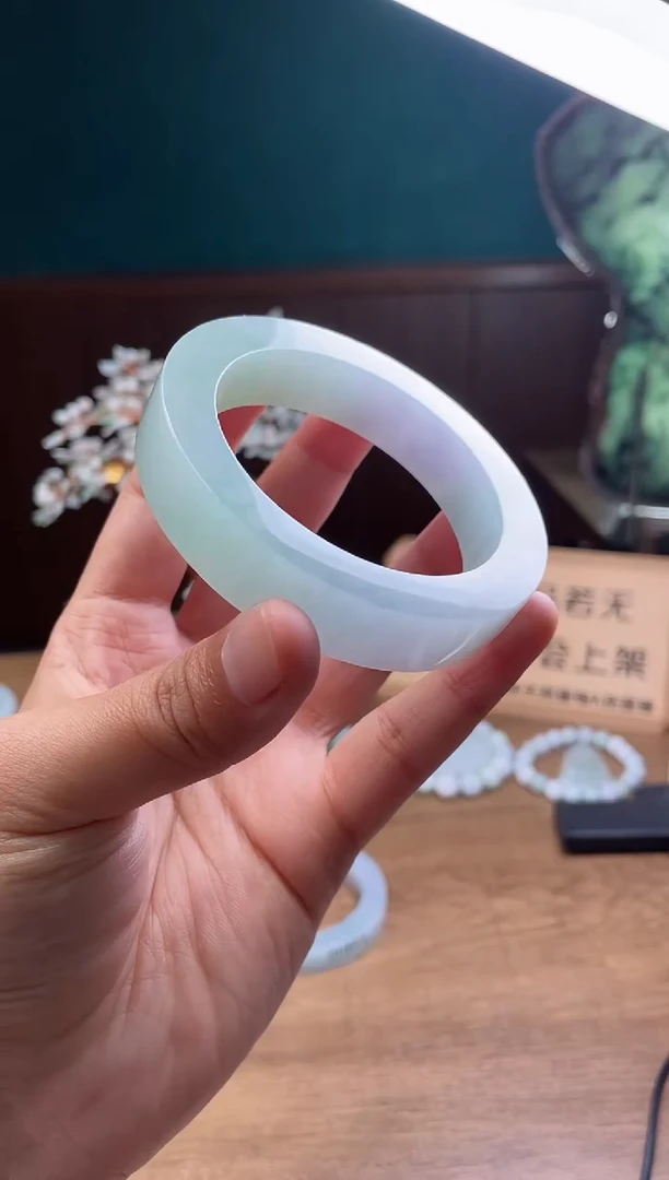 【闪购商品】定制翡翠手镯未镶嵌定制