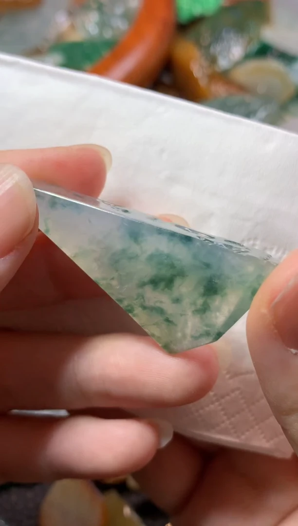 翡翠未镶嵌吊坠(不含链)吊坠