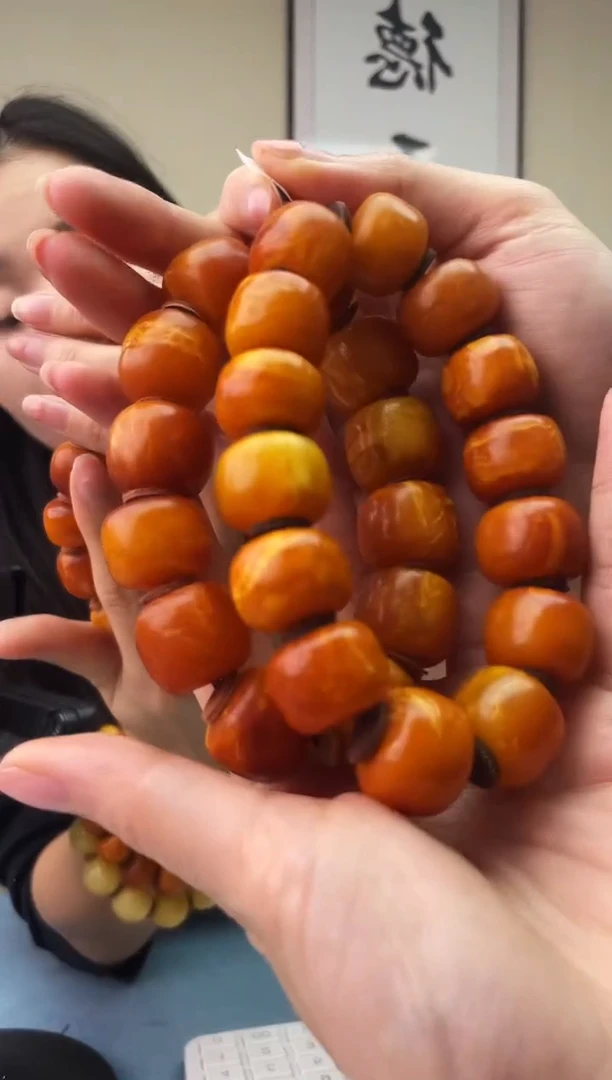 琥珀未镶嵌珠宝奇石T054假一罚十，多样性发一件