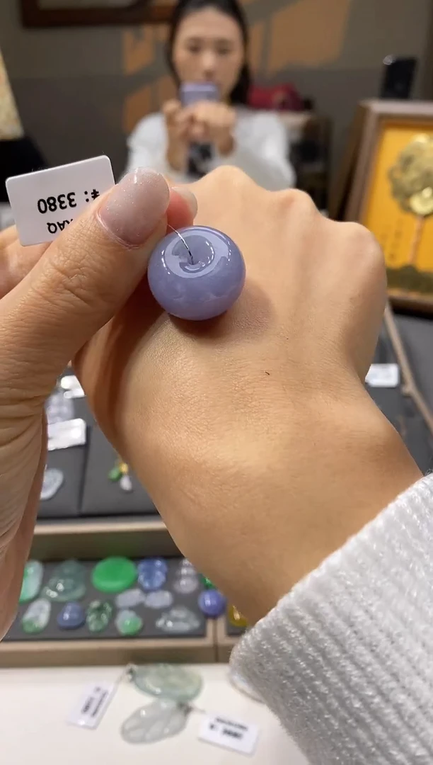 颈饰未镶嵌翡翠平安扣