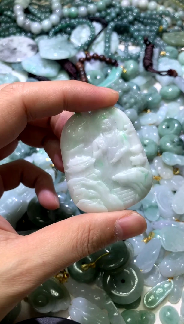 吊坠(不含链)未镶嵌翡翠1