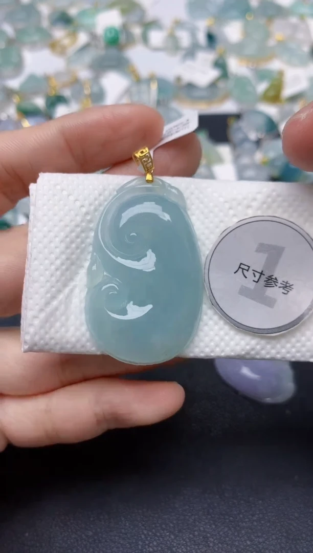 颈饰18K金镶嵌翡翠天然缅甸A货翡翠