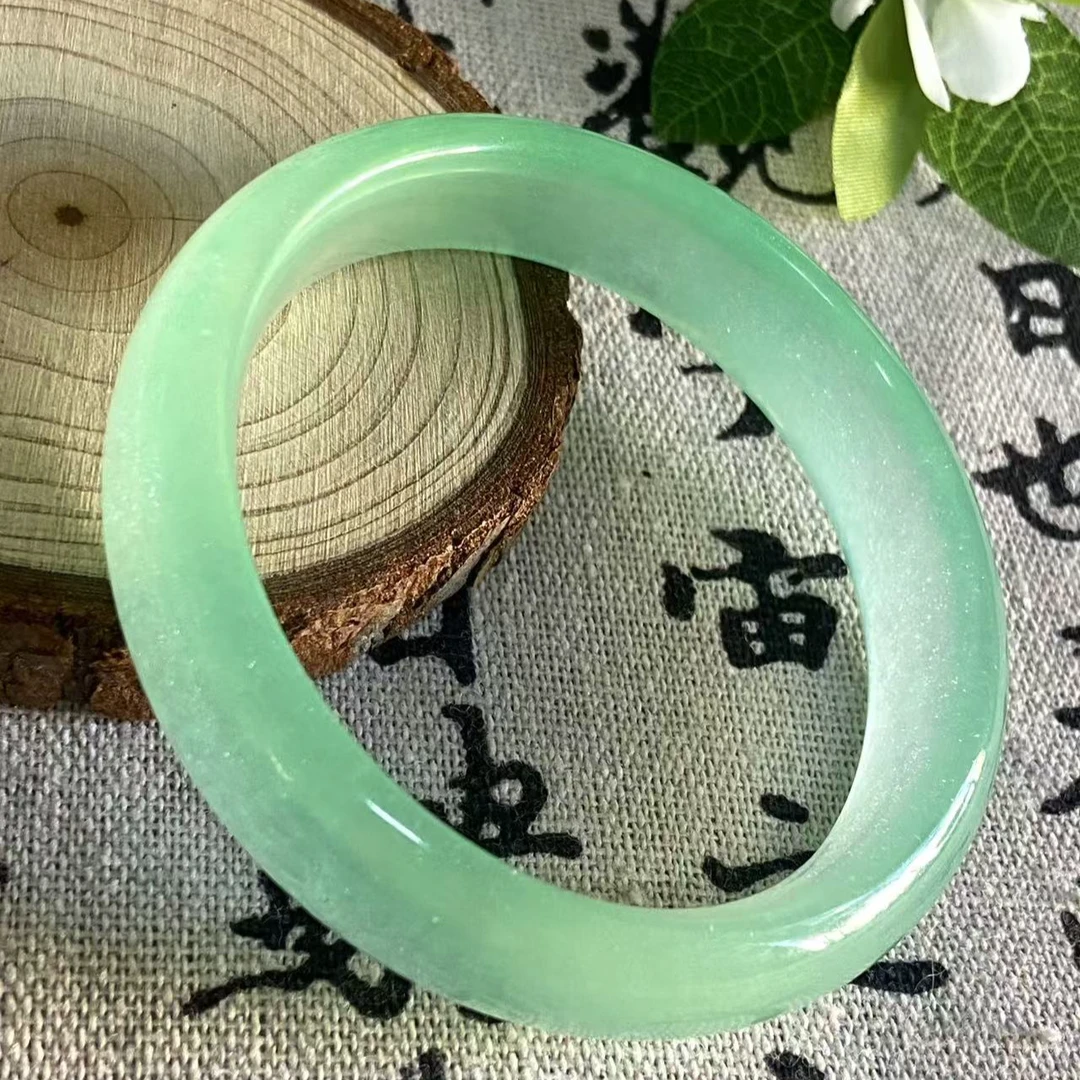 77 缅翡高冰晴绿底正圈手镯--多样性发其一 精美套装美观时尚553