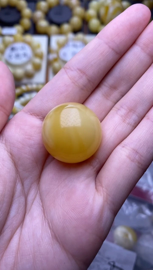 未镶嵌琥珀裸石大小姐珠宝103