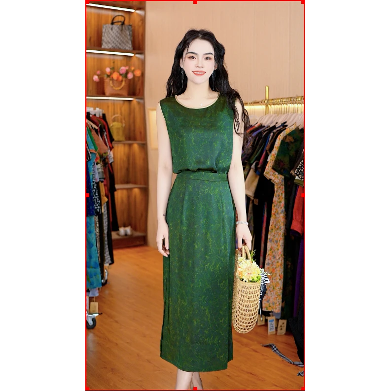 7788-20新款女士套装